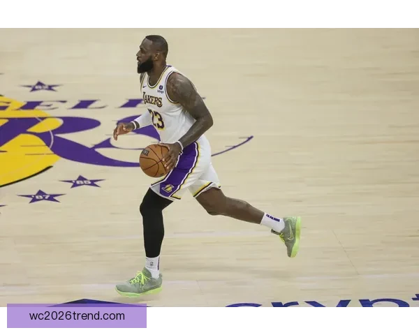 詹姆斯再创历史新高助湖人逆转胜勇士 成就职业生涯重要里程碑